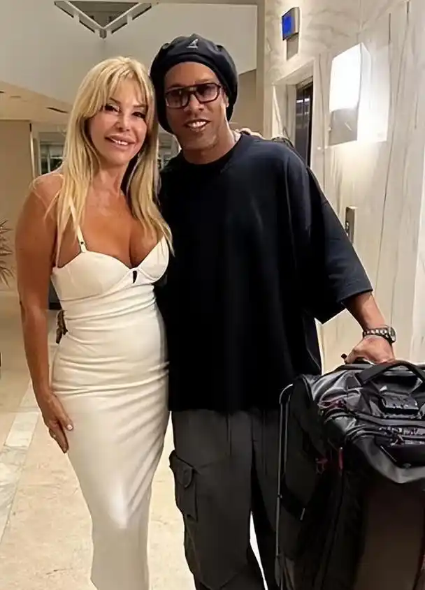 向快乐出发 向快乐出发